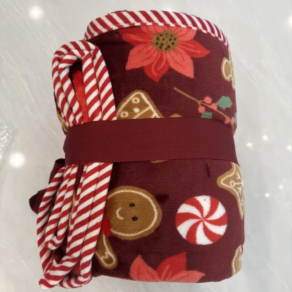 NEW Kringle Express 60x80 Gingerbread Holiday Throw Blanket Printed Border